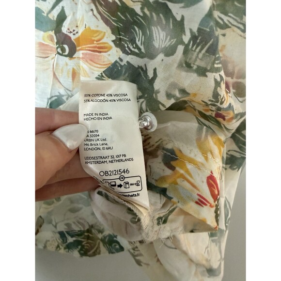 Anthropologie Pilcro Batwing Yoke Blouse Ivory Floral Combo Size Medium - Picture 5 of 10